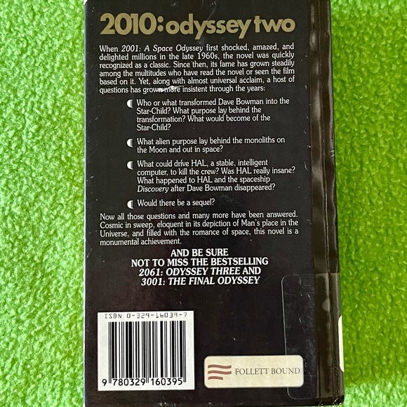 Arthur C. Clarke 2010: Odyssey Two HC book - Picture 2 of 10